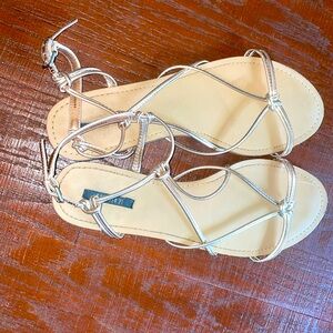 Forever 21 sandals size 7/8 rose gold